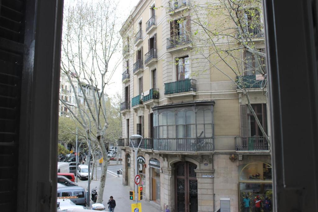 Hostal Ribagorza - Barcelona — Photos 1